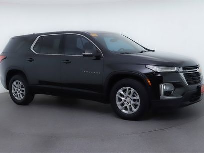 Used 2023 Chevrolet Traverse LS w/ Safety Package