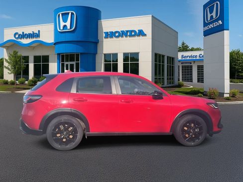 Used 2024 Honda HR-V Sport image 4