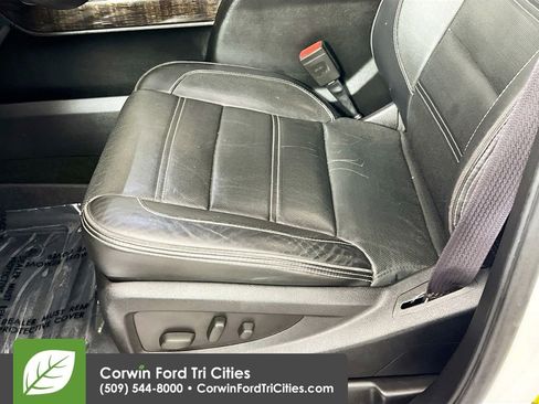 Used 2015 GMC Sierra 2500 Denali w/ Duramax Plus Package image 21