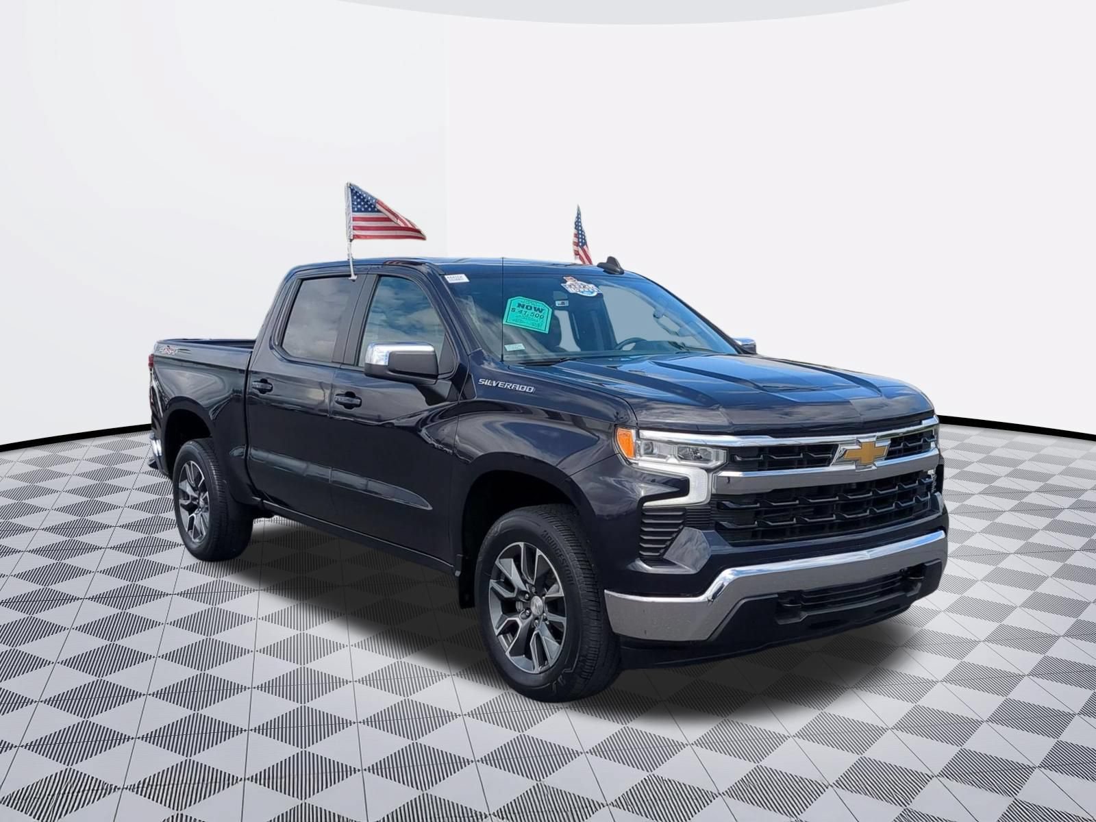 Certified 2023 Chevrolet Silverado 1500 LT AWD/4WD image 2