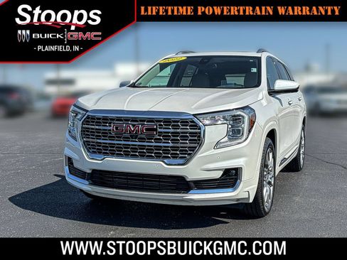 Used 2022 GMC Terrain Denali w/ Denali Premium Package AWD/4WD image 1