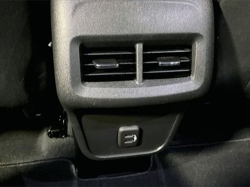 Certified 2023 Chevrolet Equinox LT image 26