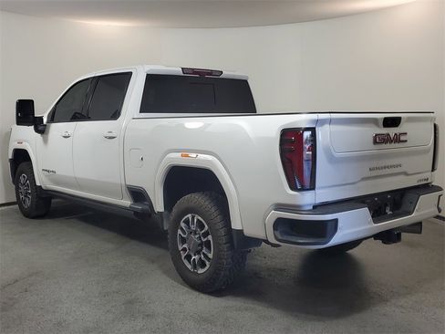 Used 2024 GMC Sierra 2500 AT4 w/ AT4 Premium Plus Package image 4