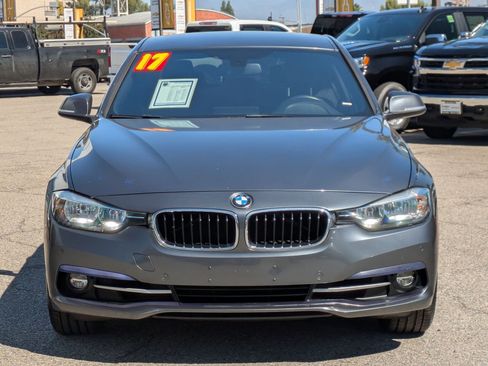 Used 2017 BMW 330i Sedan image 2