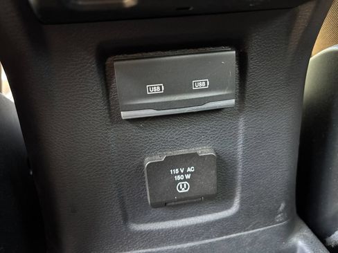 Used 2021 Jeep Wrangler Unlimited Sahara w/ Cold Weather Group AWD/4WD image 25
