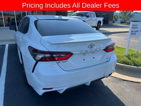 Used 2023 Toyota Camry SE FWD image 10