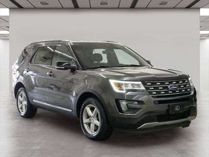 Used 2016 Ford Explorer XLT w/ Equipment Group 202A