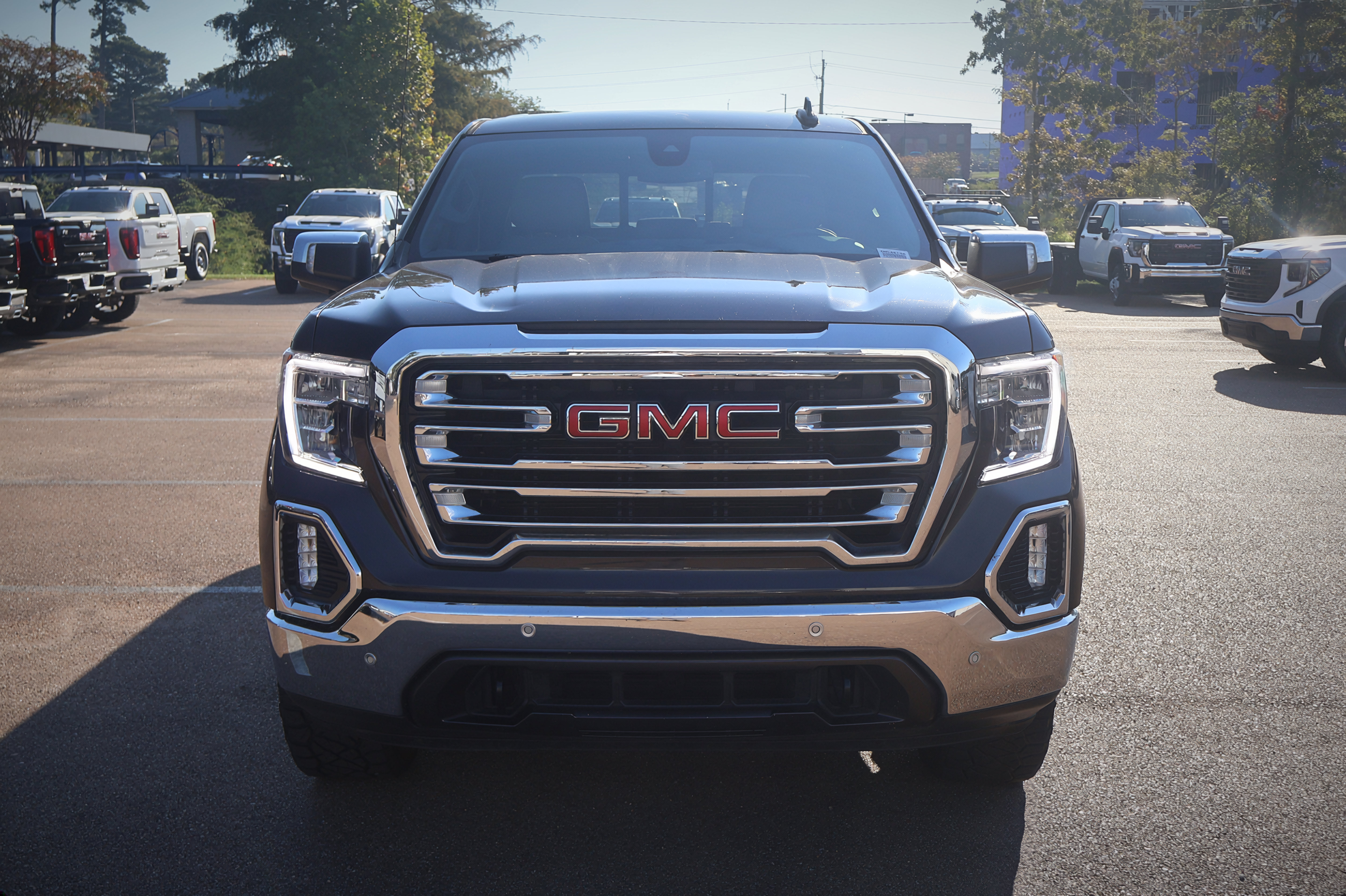 Used 2021 GMC Sierra 1500 SLT w/ SLT Premium Plus Package AWD/4WD image 2