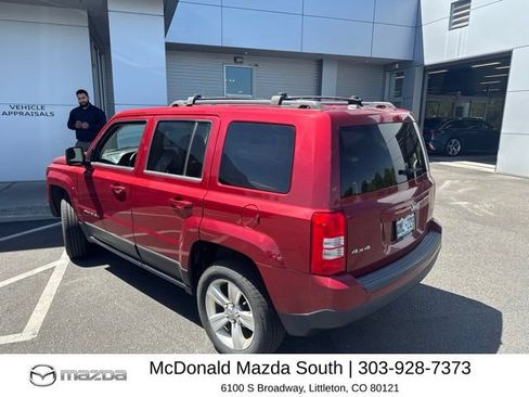 Used 2015 Jeep Patriot Latitude AWD/4WD image 3