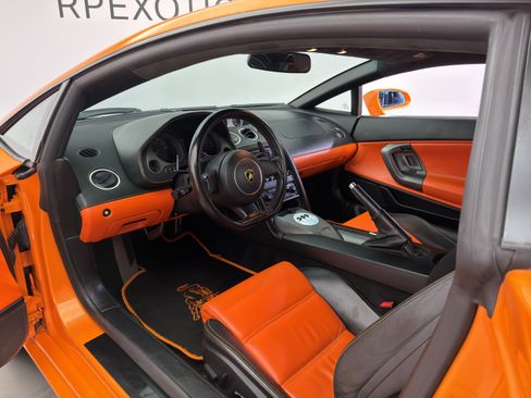 Used 2005 Lamborghini Gallardo AWD/4WD image 2