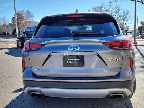 Used 2021 INFINITI QX50 Luxe w/ Accent Package image 7