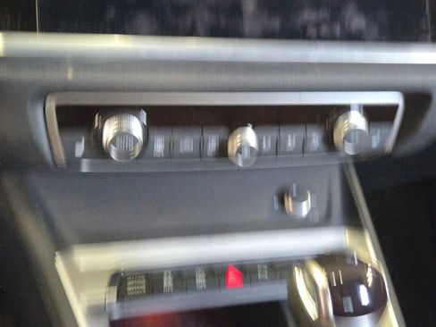 Used 2022 Audi Q3 2.0T Premium Plus image 26