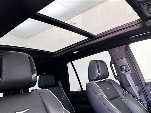 Used 2022 Cadillac Escalade Sport w/ Touring Package image 22