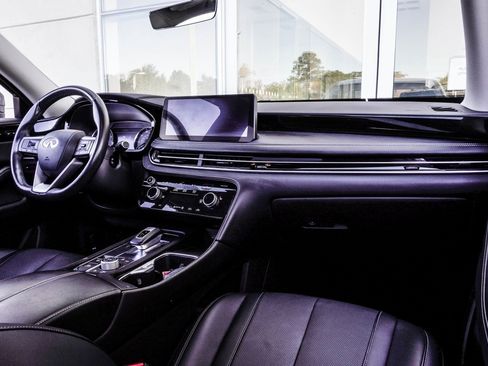 Certified 2023 INFINITI QX60 Pure image 12