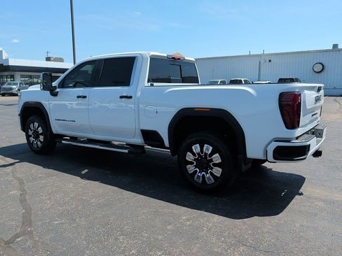 Certified 2025 GMC Sierra 3500 Denali w/ Denali Reserve Package AWD/4WD image 10