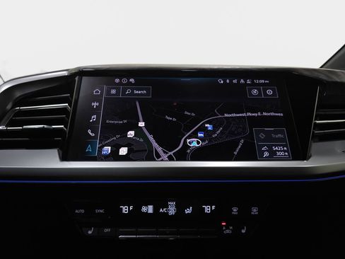 Used 2024 Audi Q4 e-tron Premium Plus w/ Premium Plus image 23