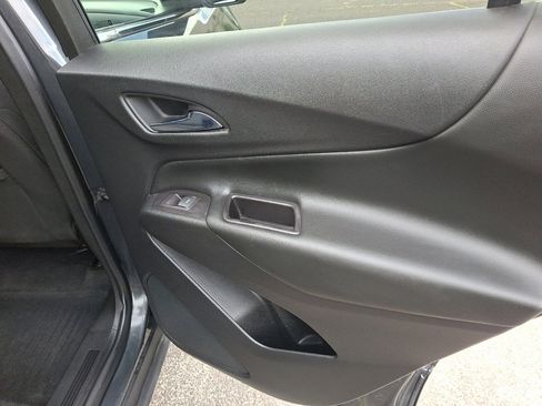 Used 2020 Chevrolet Equinox LT image 14