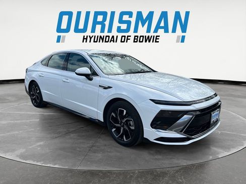 Used 2025 Hyundai Sonata SEL image 1