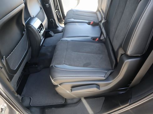 New 2025 Jeep Grand Cherokee L Altitude image 12