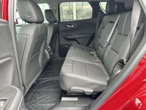 Used 2025 Chevrolet Blazer LT w/ Sound & Technology Package image 28