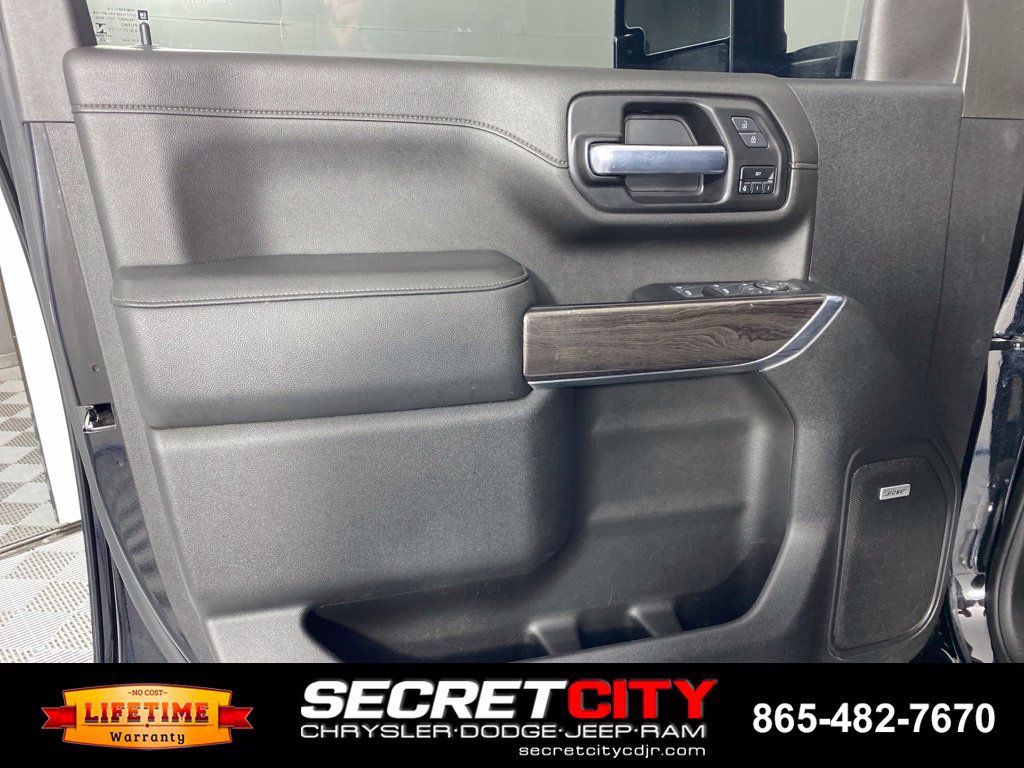 Used 2022 Chevrolet Silverado 3500 LTZ w/ LTZ Plus Package AWD/4WD image 12