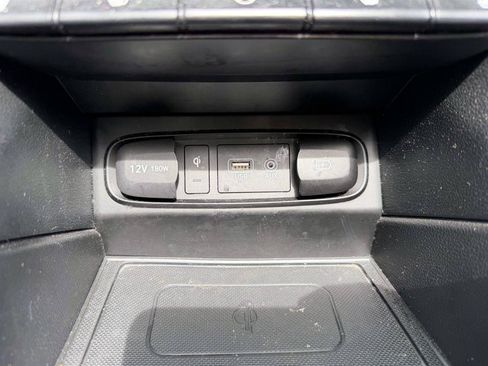 Used 2020 Hyundai Santa Fe Limited AWD/4WD image 23