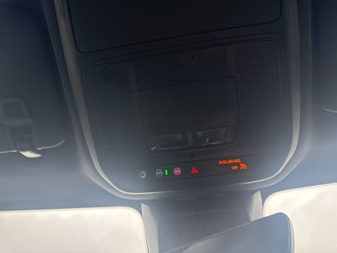 New 2026 Chevrolet Equinox LT w/ Midnight Edition AWD/4WD image 18