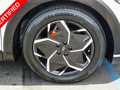 Certified 2024 Hyundai Ioniq 5 SE RWD image 9