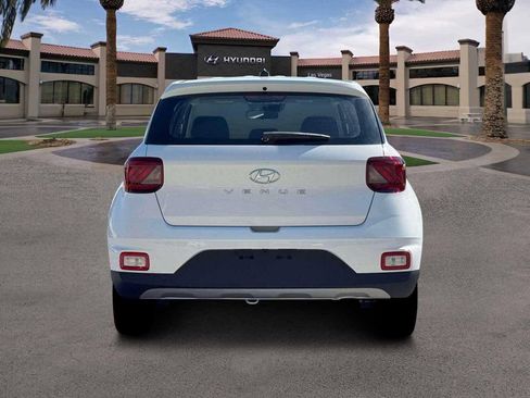 New 2026 Hyundai Venue SE FWD image 6