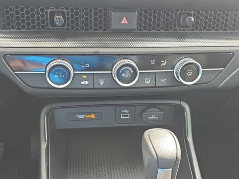 Used 2025 Honda CR-V LX image 22