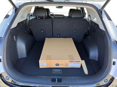 New 2026 Kia Sportage SX FWD image 17