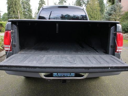 Used 2004 Dodge Dakota SLT w/ Deluxe Convenience Group image 15