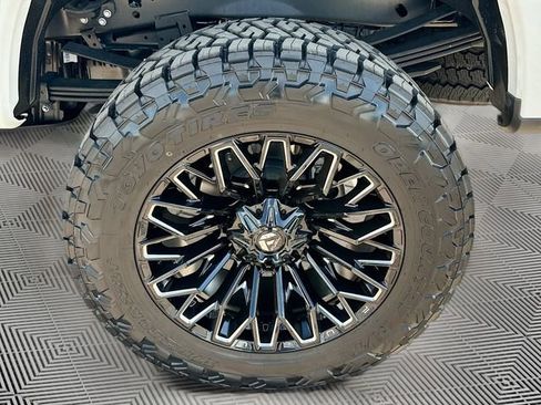 New 2025 Ford F350 Lariat w/ Lariat Ultimate Package image 21