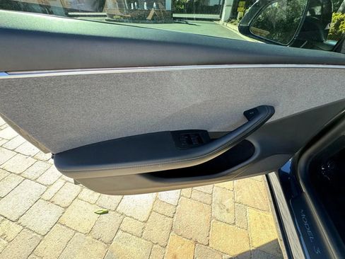 Used 2024 Tesla Model 3 Long Range RWD image 19