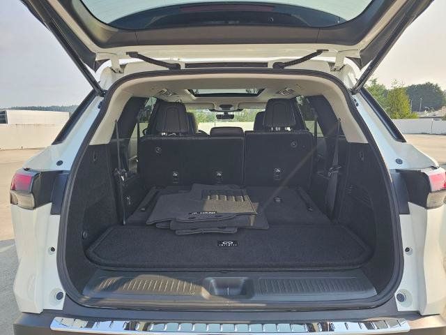 Certified 2025 INFINITI QX60 Luxe w/ Cargo Package AWD/4WD image 18