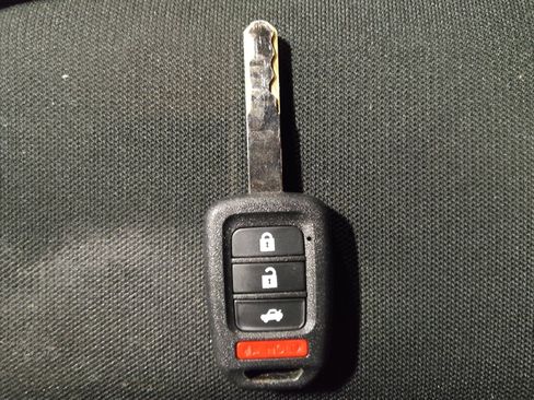 Used 2019 Honda Civic Sport image 32