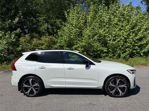 Used 2023 Volvo XC60 B6 Ultimate w/ Protection Package Premier AWD/4WD image 5