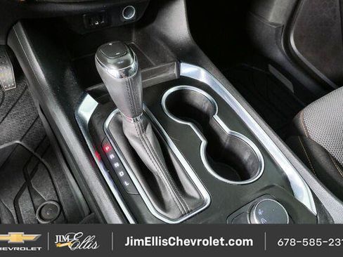 Used 2019 Chevrolet Traverse LT FWD image 16