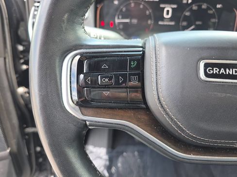 Used 2022 Jeep Grand Wagoneer Series II AWD/4WD image 36