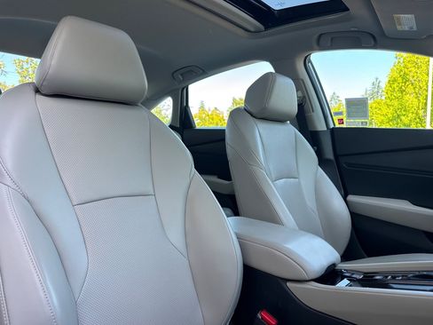 Used 2024 Honda Accord EX-L image 30