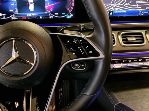 Used 2024 Mercedes-Benz GLE 350 4MATIC image 23