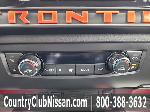 Used 2025 Nissan Frontier PRO-4X w/ Pro Convenience Package AWD/4WD image 15
