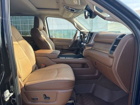 Used 2024 RAM 2500 Limited image 18