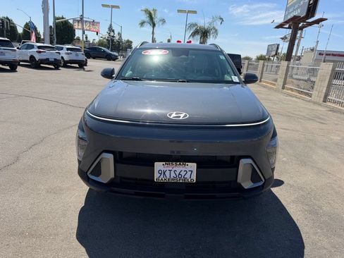 Used 2024 Hyundai Kona SEL FWD image 2