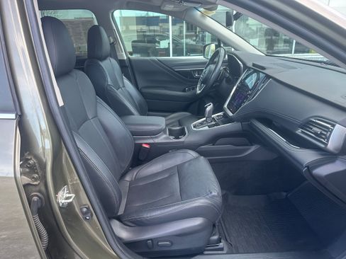 Used 2020 Subaru Outback Limited w/ Popular Package #2 image 11