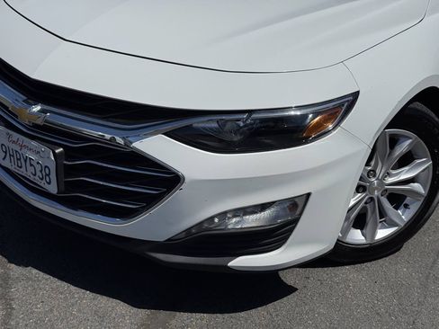 Used 2023 Chevrolet Malibu LT FWD image 3
