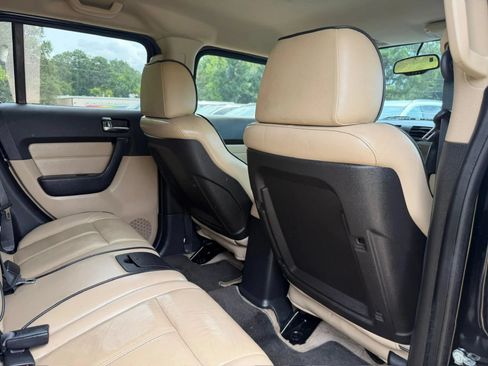 Used 2008 HUMMER H3 Luxury AWD/4WD image 11