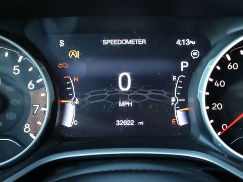 Used 2019 Jeep Compass Limited FWD image 29