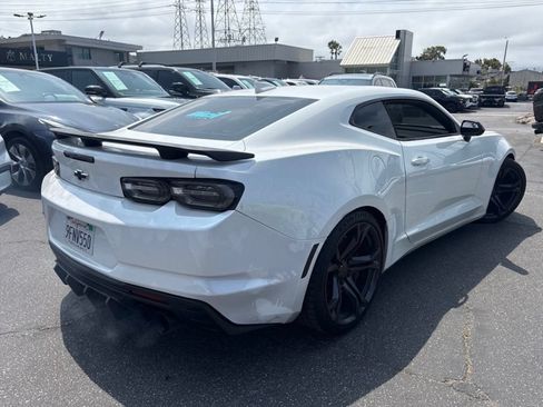 Used 2023 Chevrolet Camaro SS RWD image 4