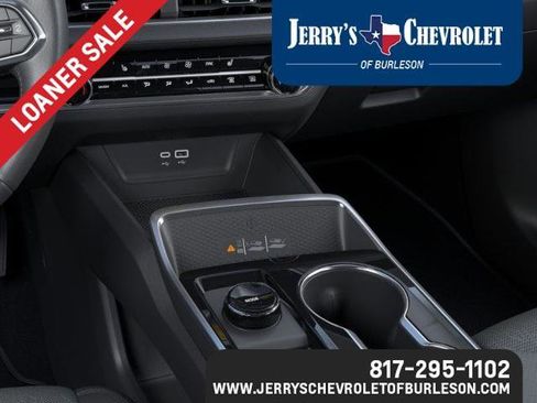 New 2026 Chevrolet Equinox LT w/ Convenience Package II image 23